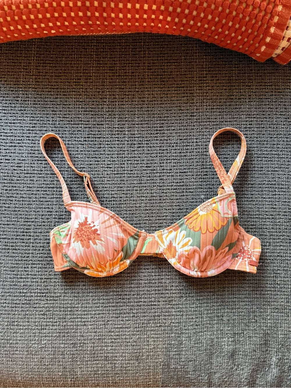 Roxy Floral Underwire Swim Top - Peach Pink